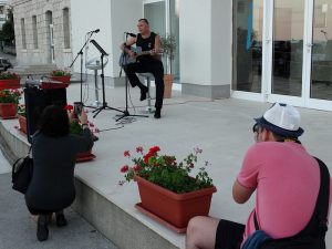 19014156799_90550da0f2_c