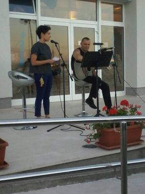 image-6fd6ba65fb77b6443944df1ebf05968d5308c93c6bca88d54d31532166ec562d-V